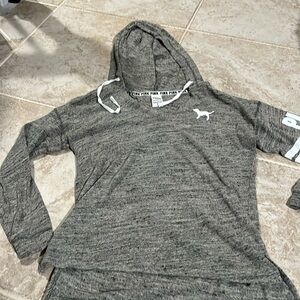 VS Pink loose fit long sleeve w/hood